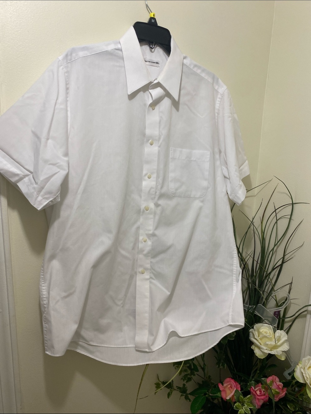 Classic White Short-Sleeve Button-Up Shirt